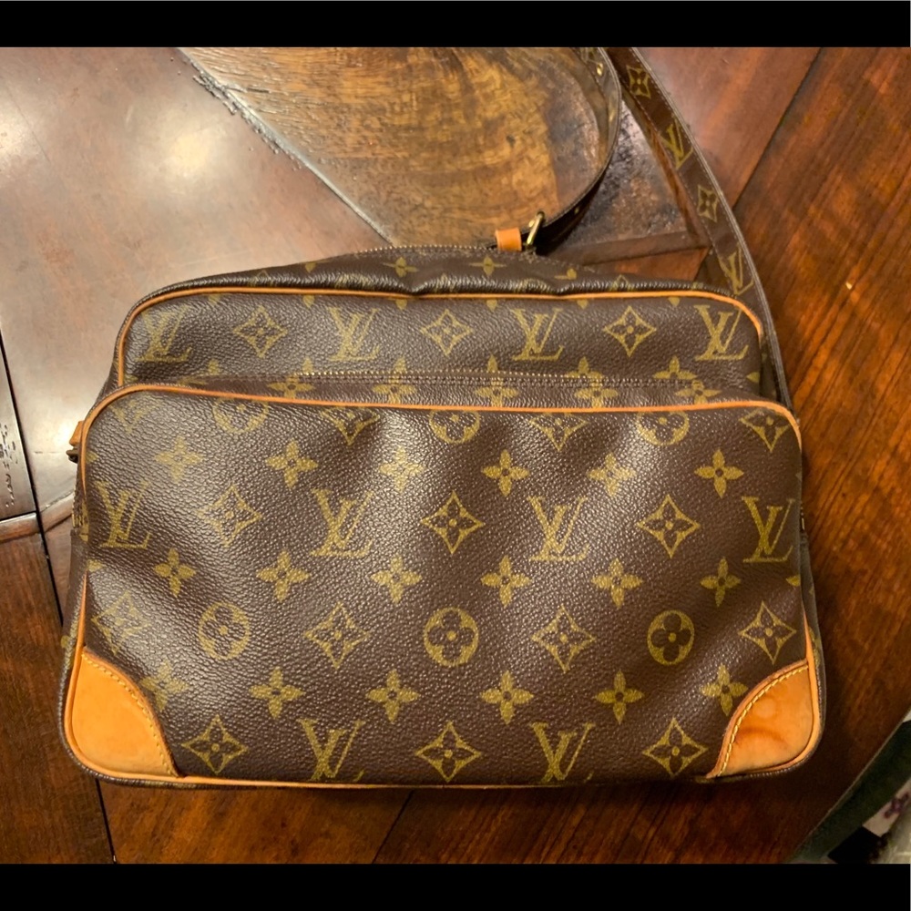 Louis Vuitton Nile Shoulder Bag